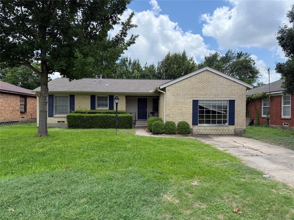2114 Glengariff Dr