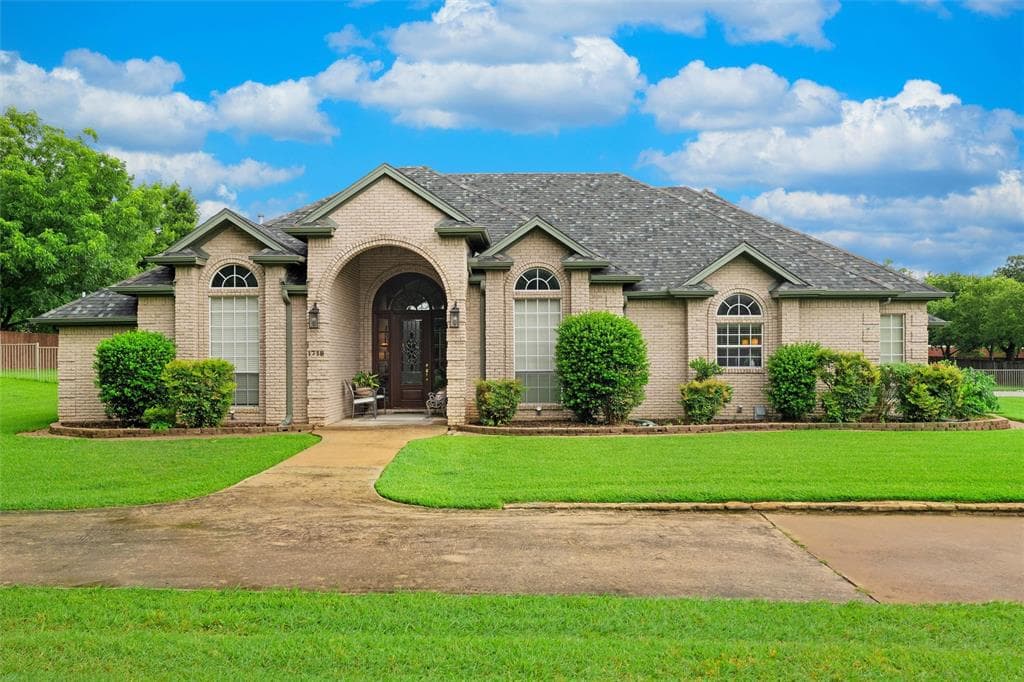 1718 Wanda Way
