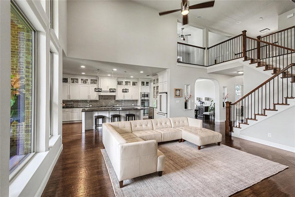 3801 Plum Vista Pl