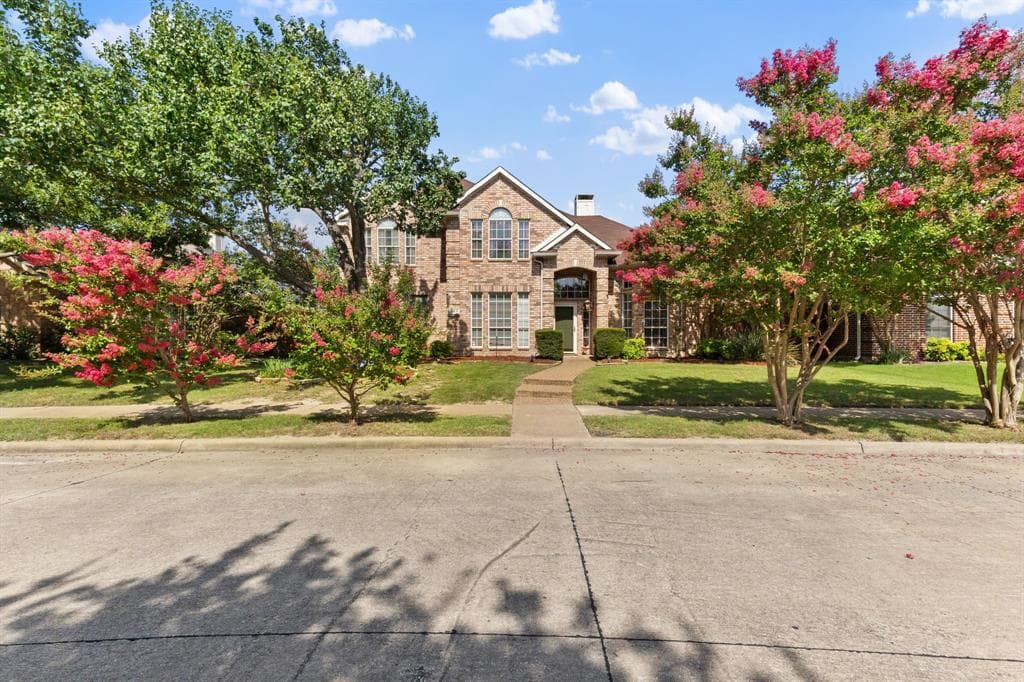 751 Yellowstone Dr