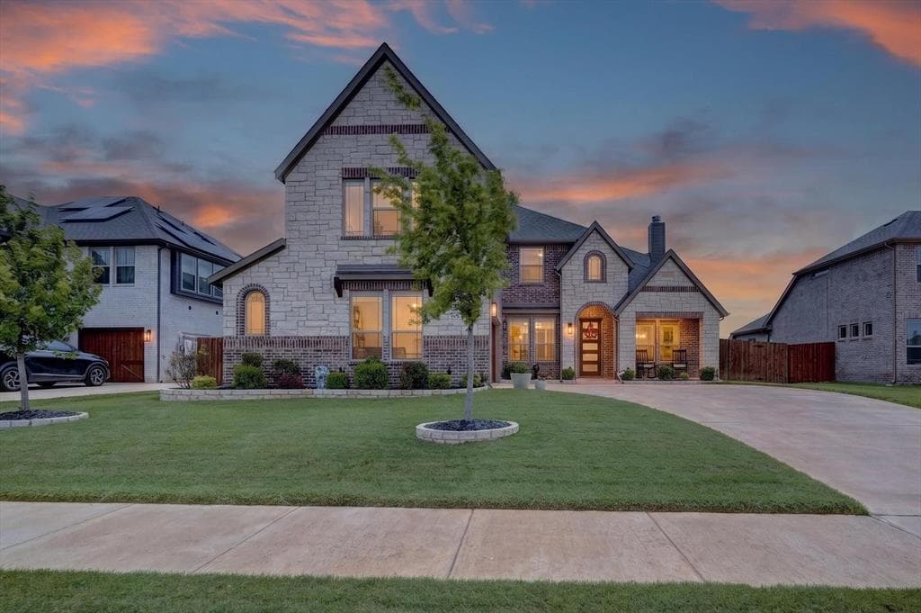 4618 Bel Air Dr