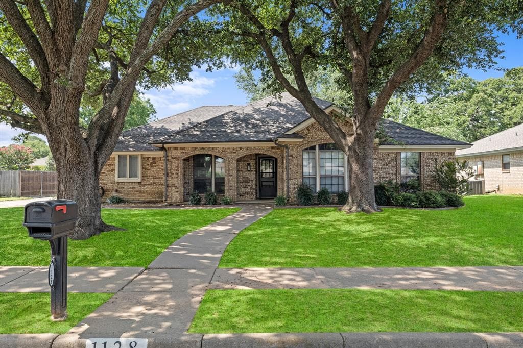 1128 Wingate Dr