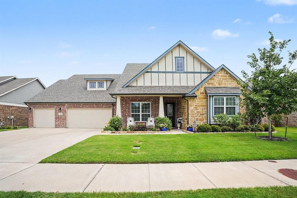 4014 Stableglen Dr