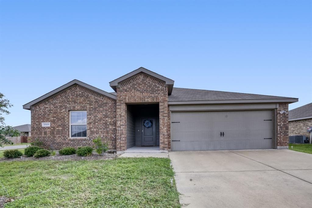 15109 Caleb Dr
