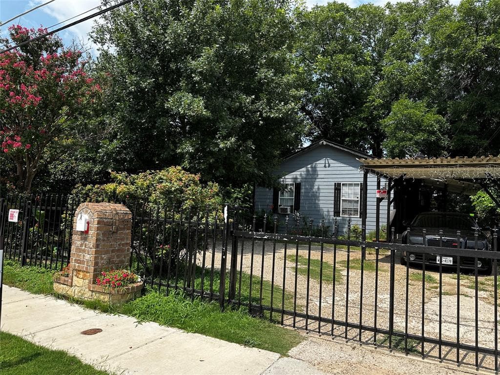 4119 Babcock Dr