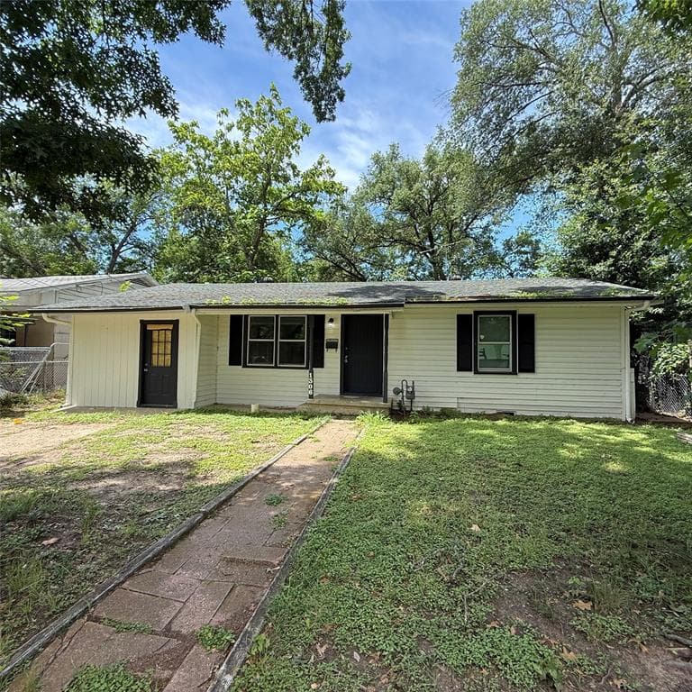 1306 Liveoak Ave