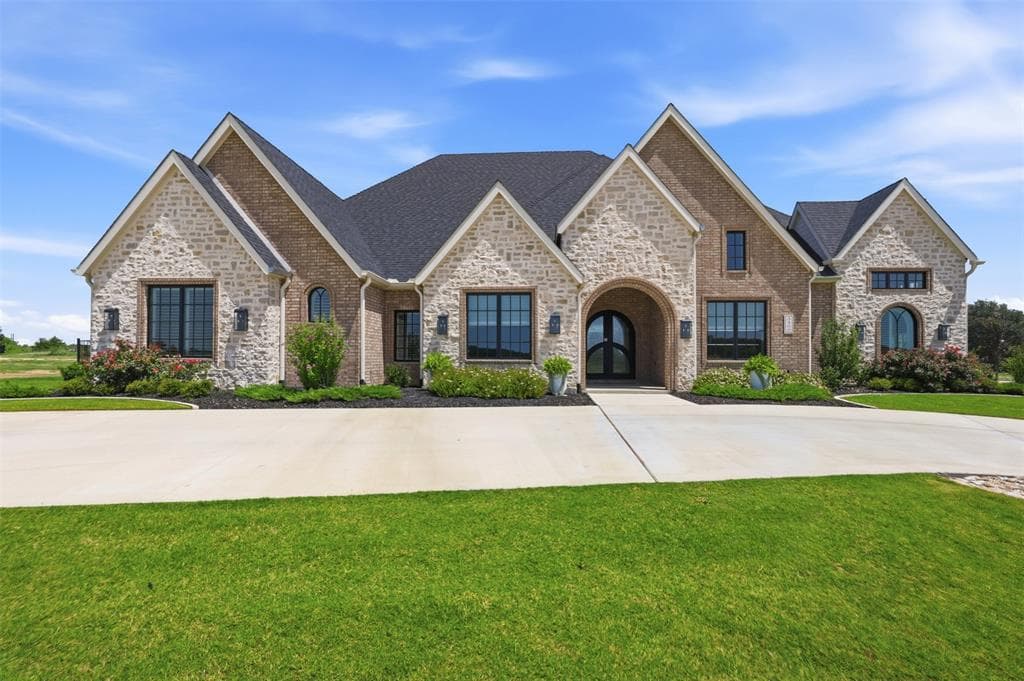 3500 Fairway Dr