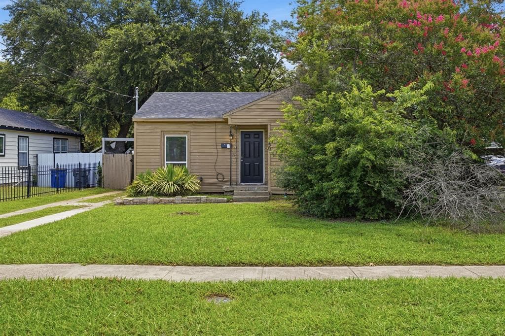 1450 Holcomb Rd
