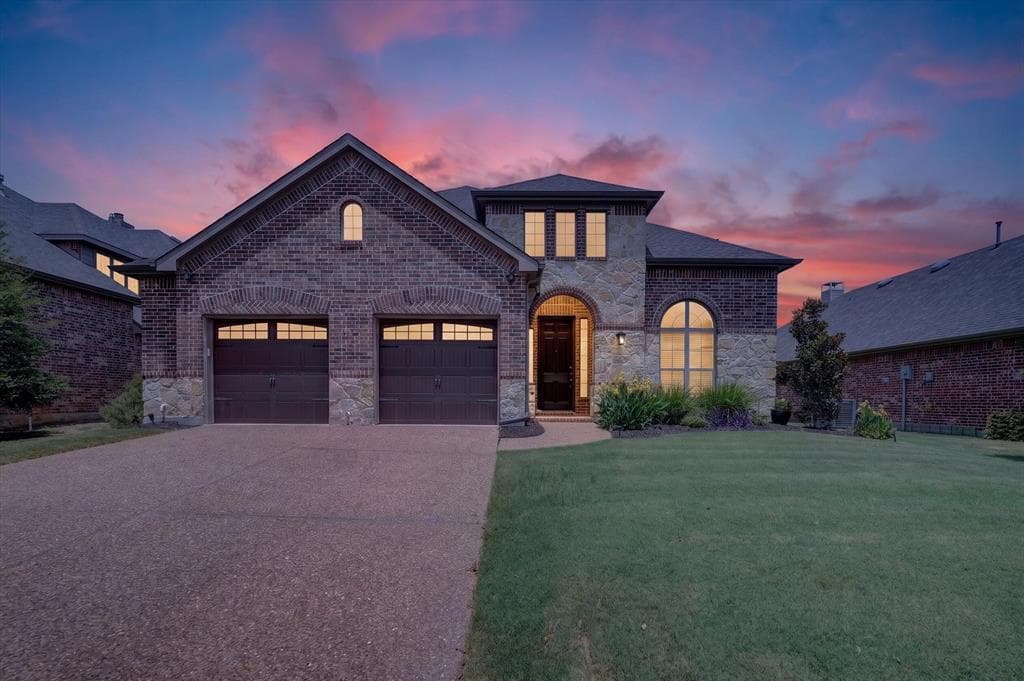 2445 Greenbrook Dr