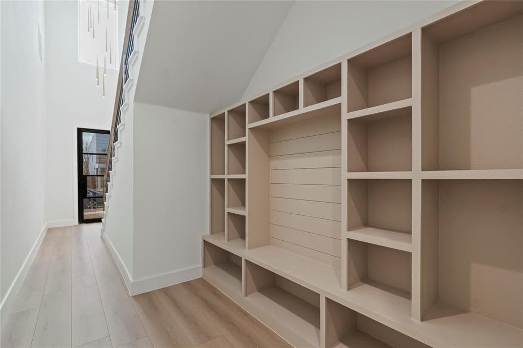 Gallery image 4