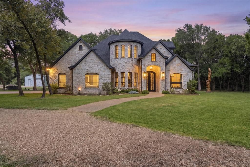 1074 Rogers Hill Spur