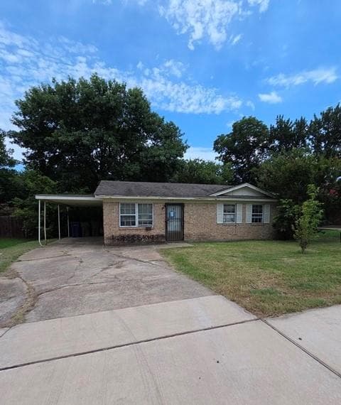 1122 Curtis Dr