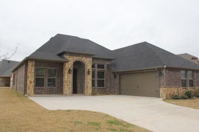 2113 Clive Dr