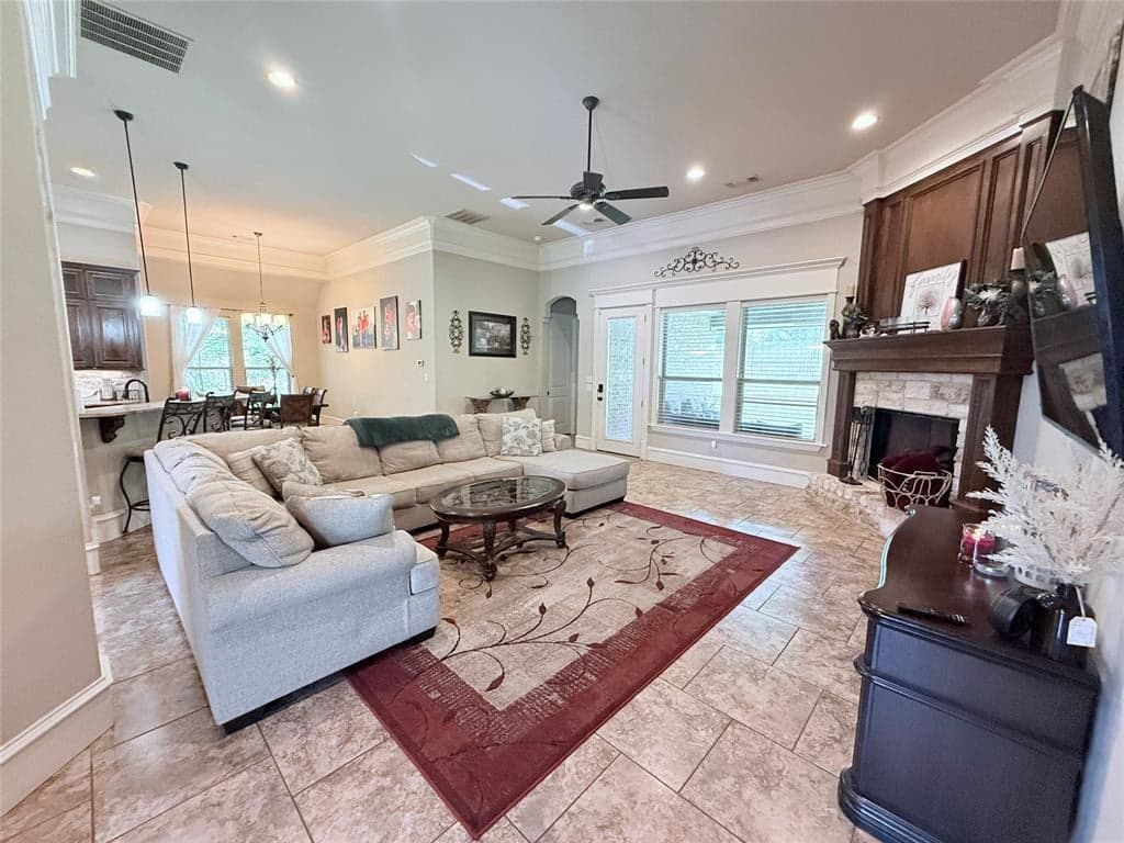 Gallery image 4