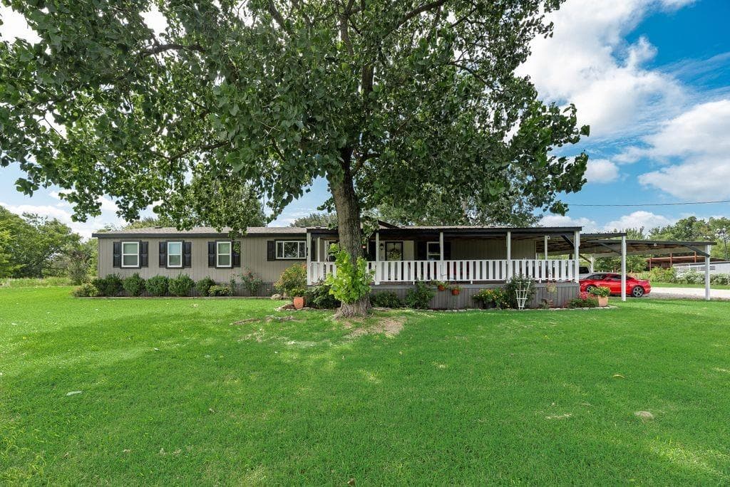 10661 County Road 360