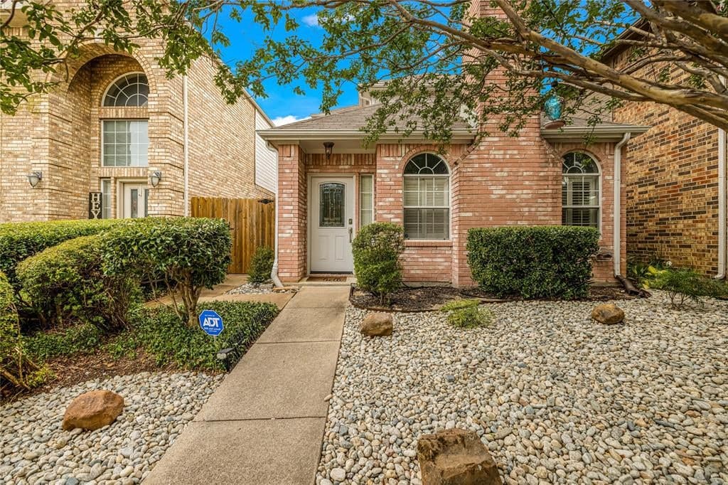 6011 Barrington Ct