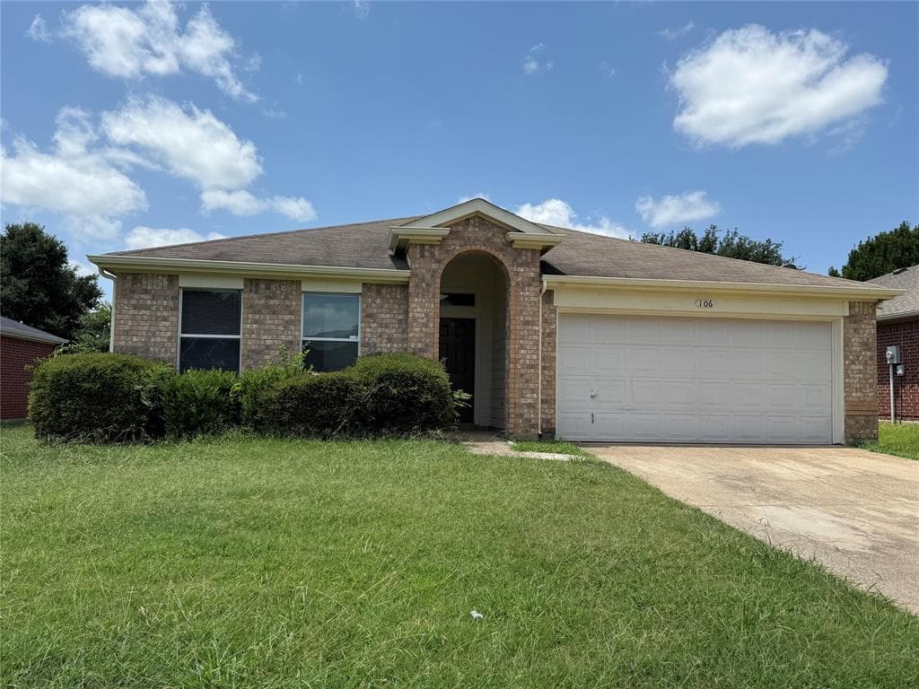 106 Oakhurst Dr