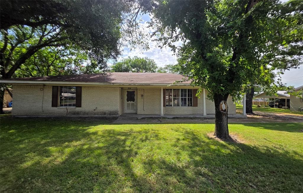 204 Fordyce St