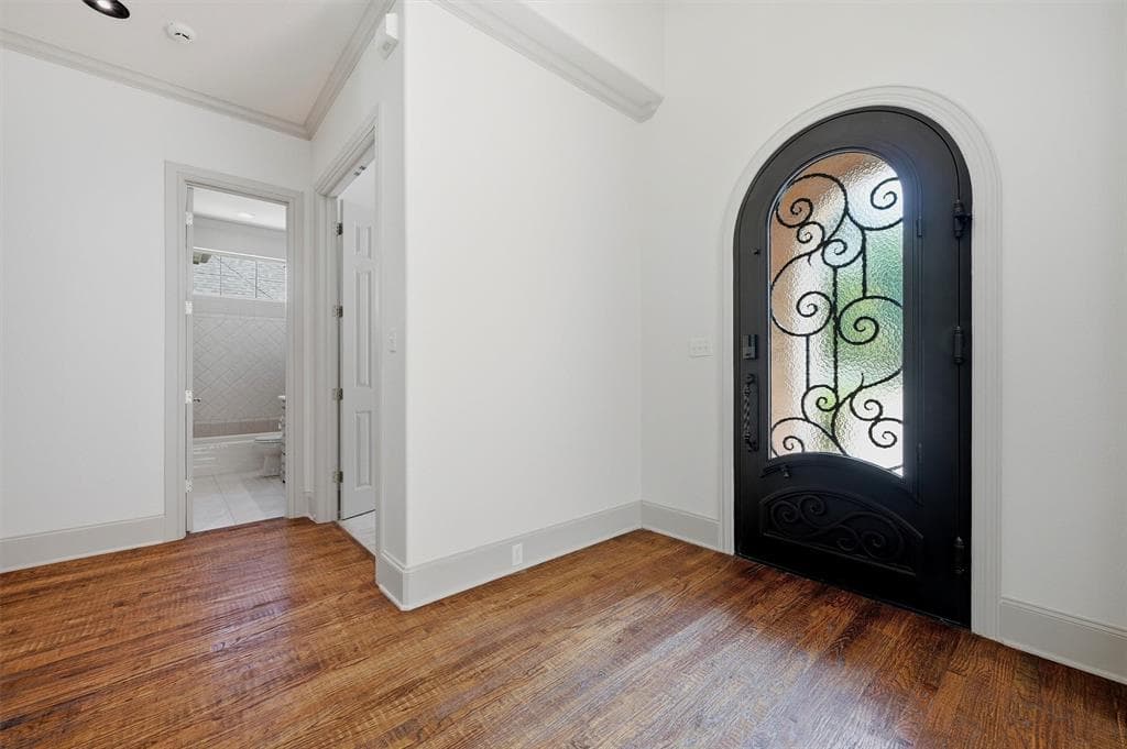 Gallery image 3