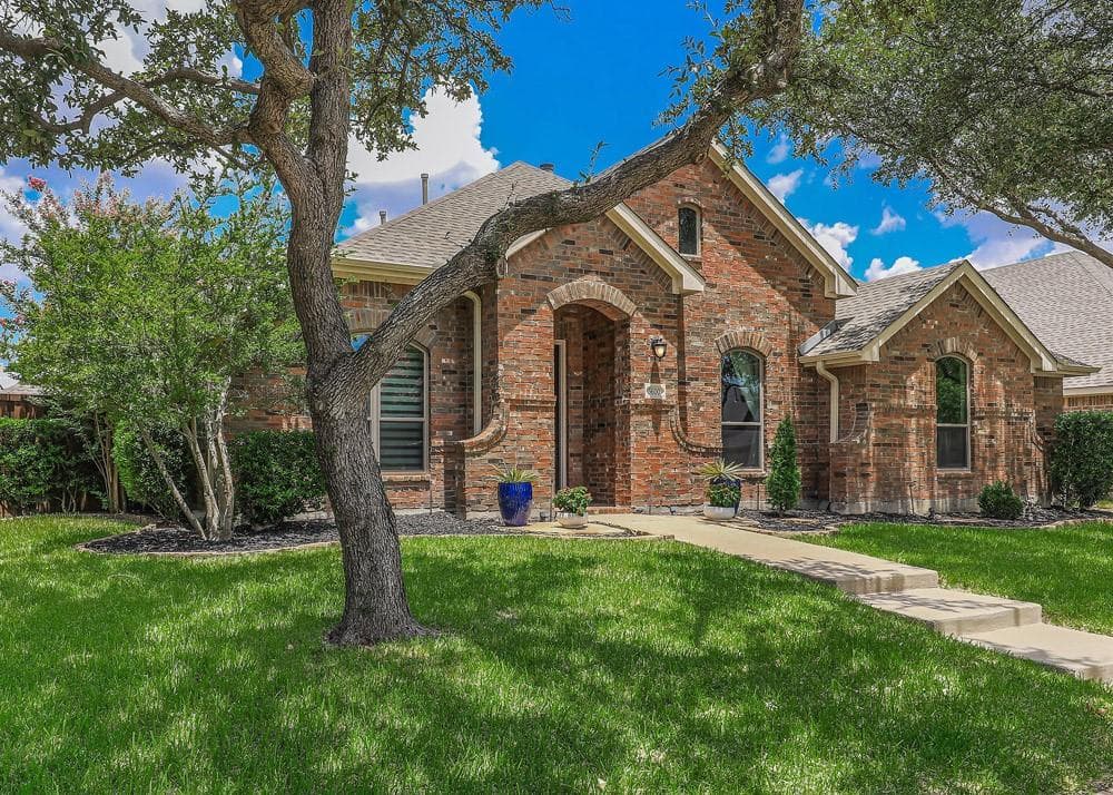 5600 White Pine Dr