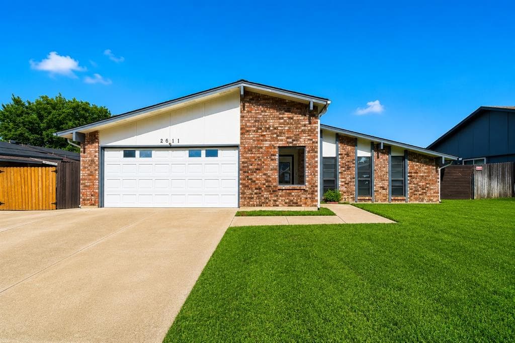 2611 Ridgemoor Ct