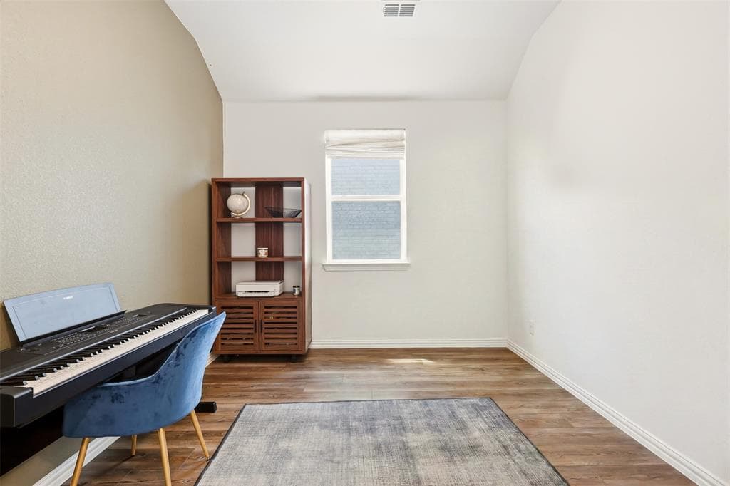 Gallery image 4