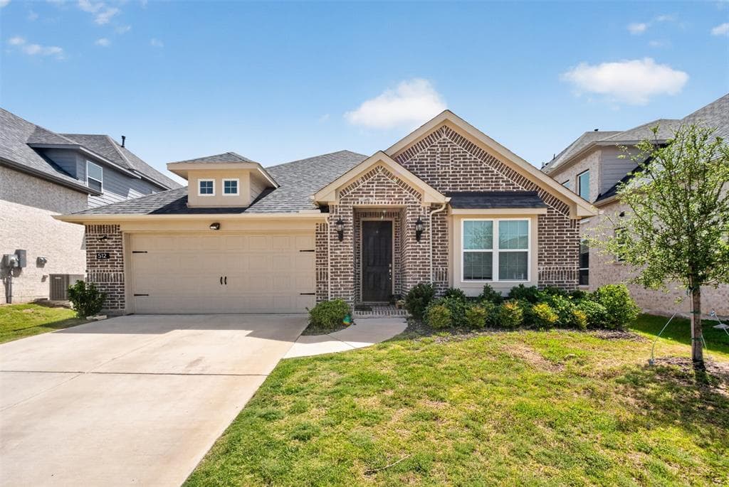 512 Portina Dr
