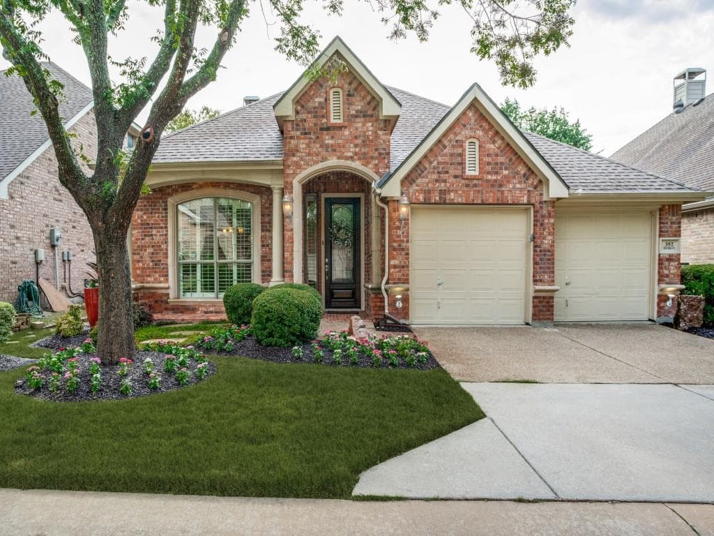 352 Rio Bravo Dr