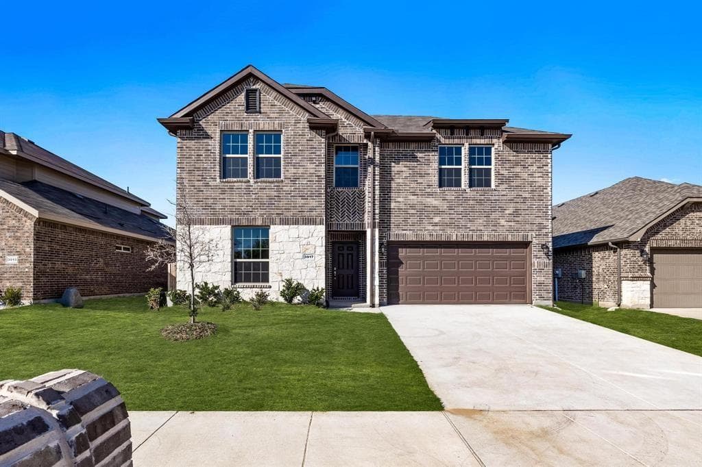3917 Madison Ln