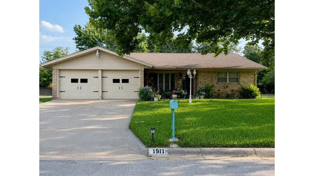 1911 Cypress Ct