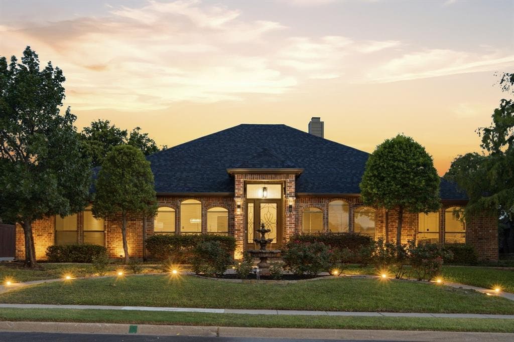 303 Quail Crest Dr