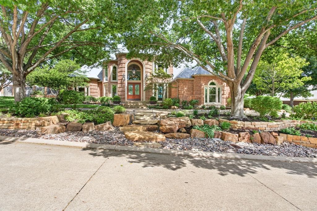 6116 Annandale Dr