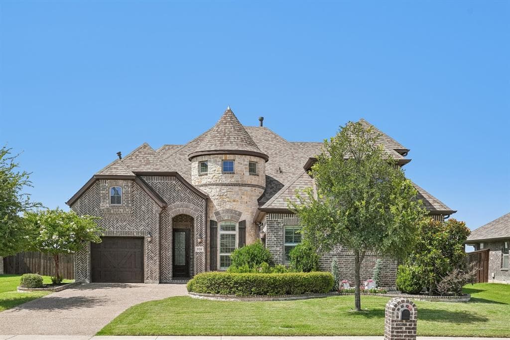920 Waterview Dr