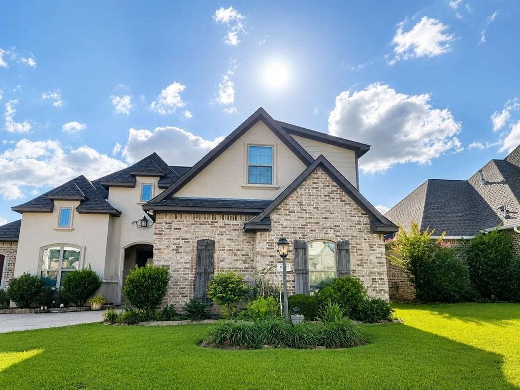 742 Fir Wood Ln