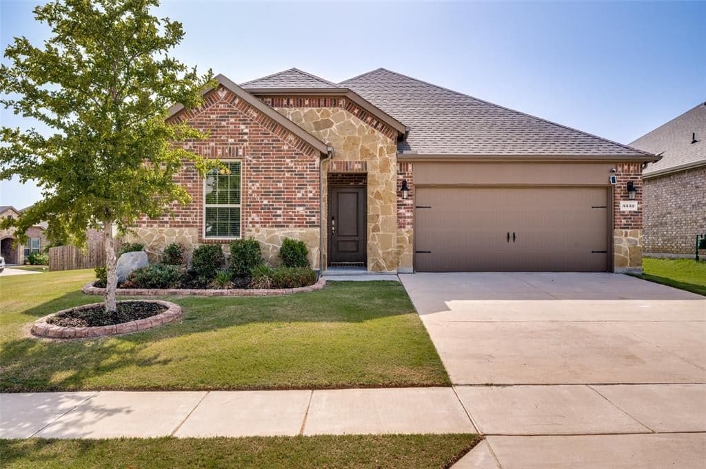 3332 Brady Starr Dr