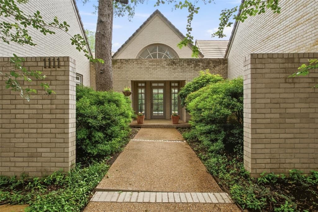 1111 Pebble Creek Rd