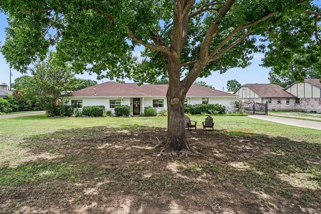 708 Summer Pl
