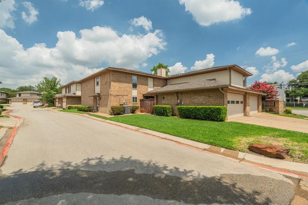 1 Rockwood Cir