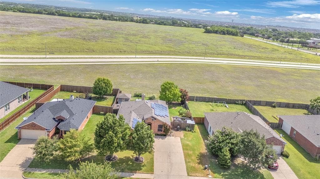 1114 Longhorn Ln