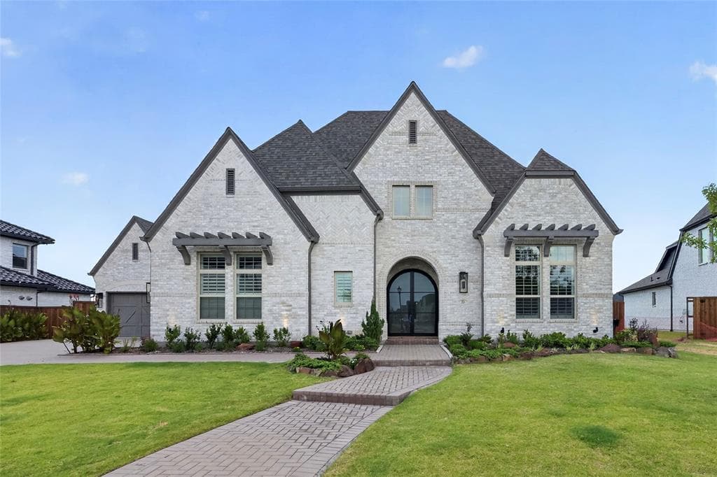 321 Pecan Trl