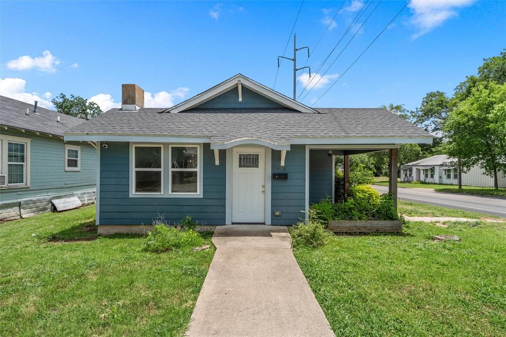 2425 Mckenzie Ave