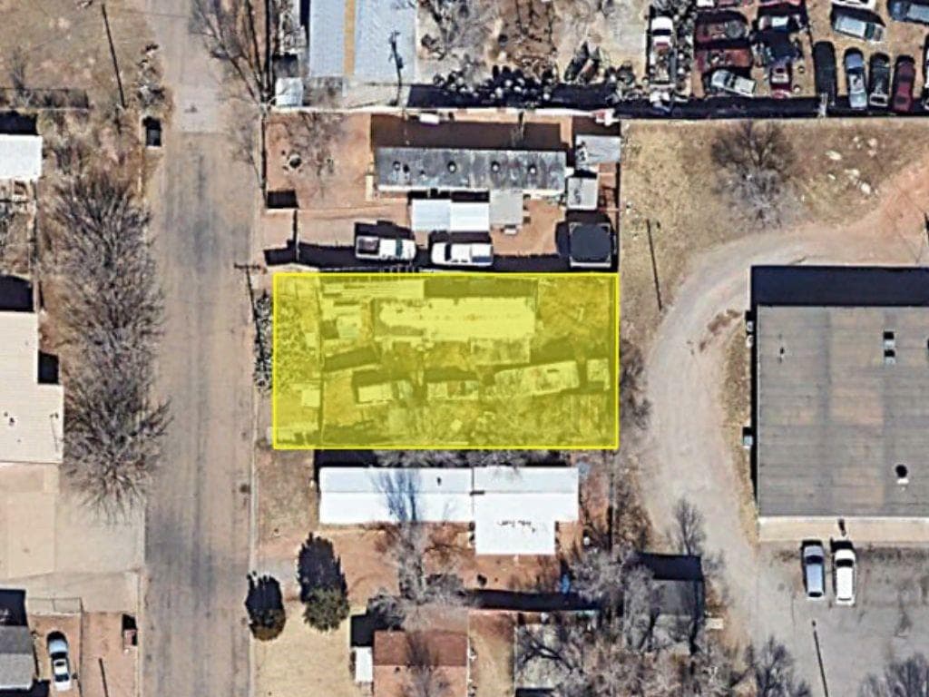 4808 Rose Dr