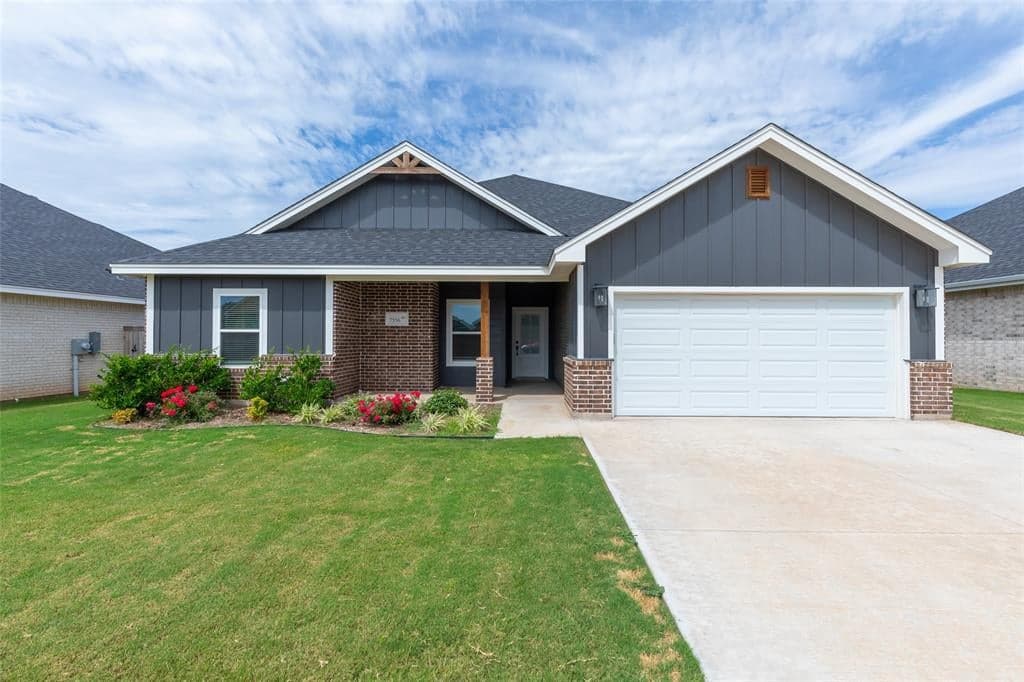 7556 Lake Ridge Pkwy