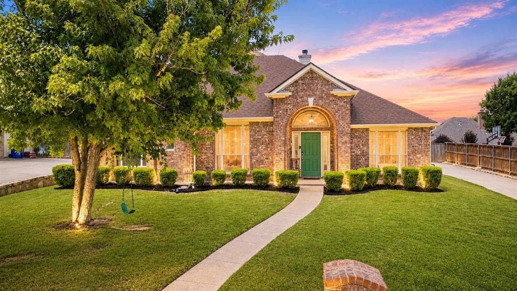 3019 Saint Amanda Dr