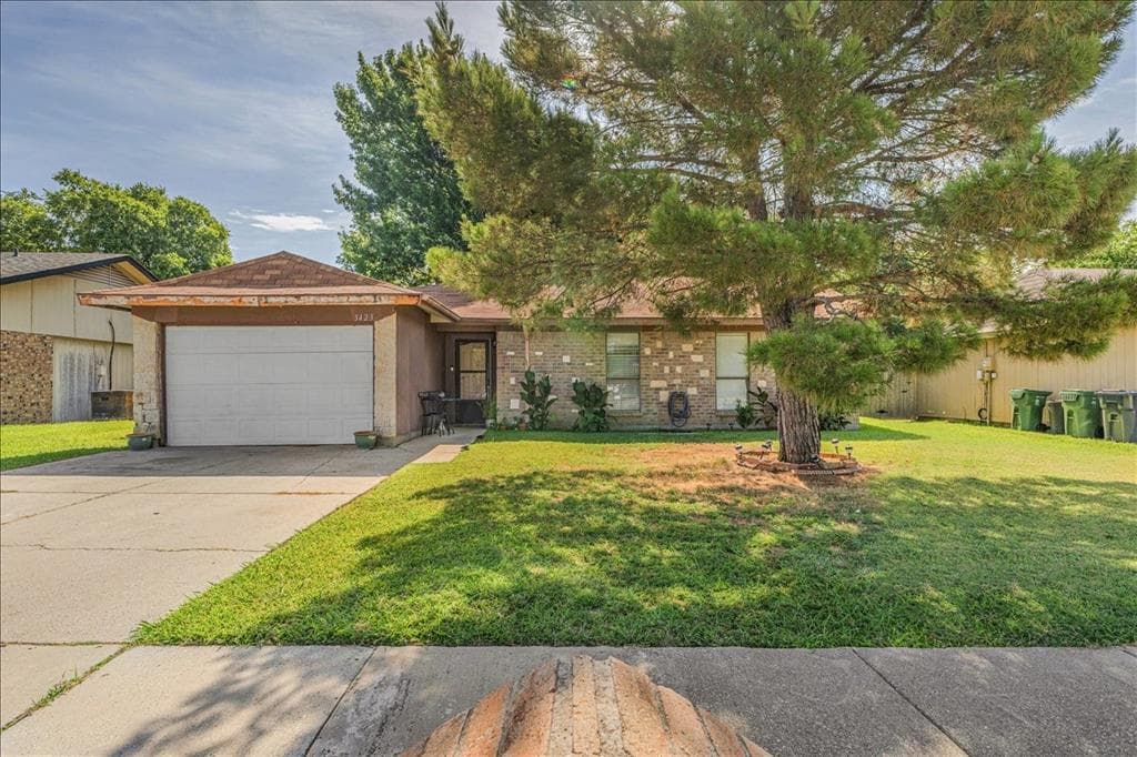 3423 Hickory Hill Dr