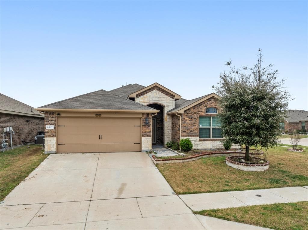 9717 Snowbell Ln