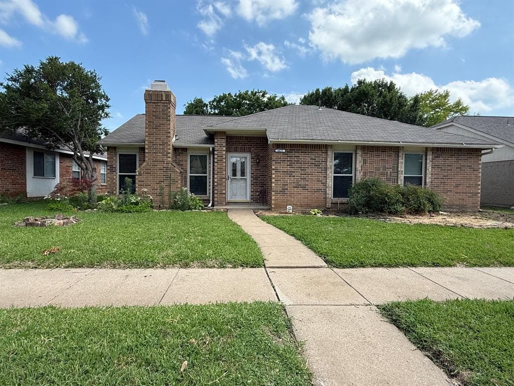 4425 Durango Ln