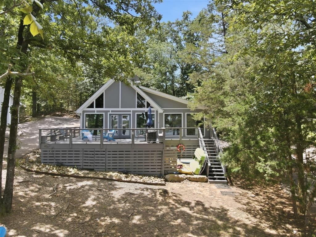 108 E Barker Creek Dr