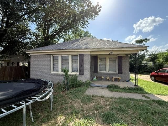 2508 Purselley Ave