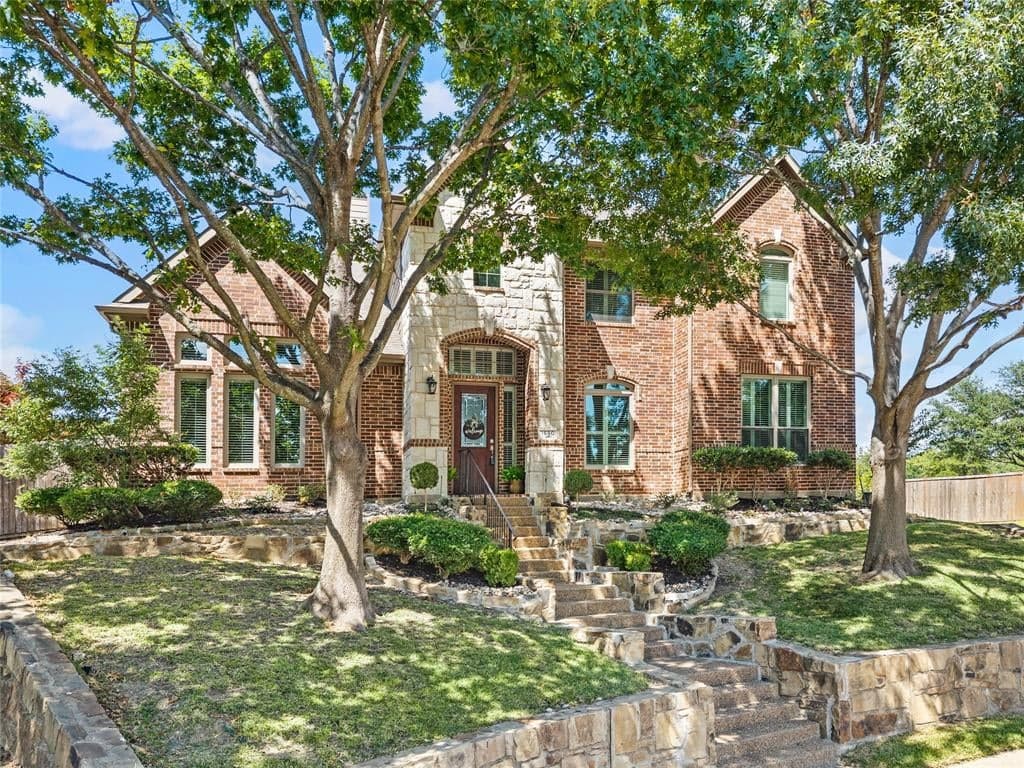 1680 Lake Brook Cir